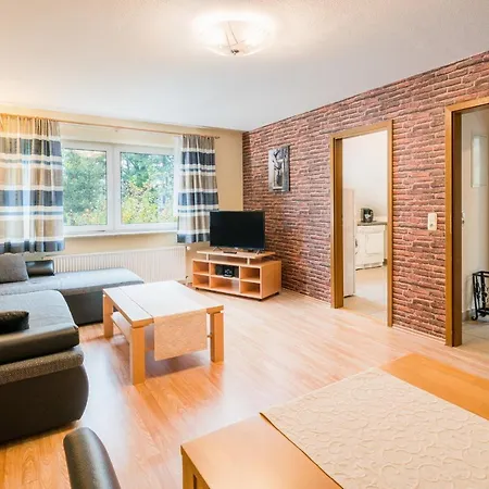 Ferienwohnung Im Waldhaus Apartment
